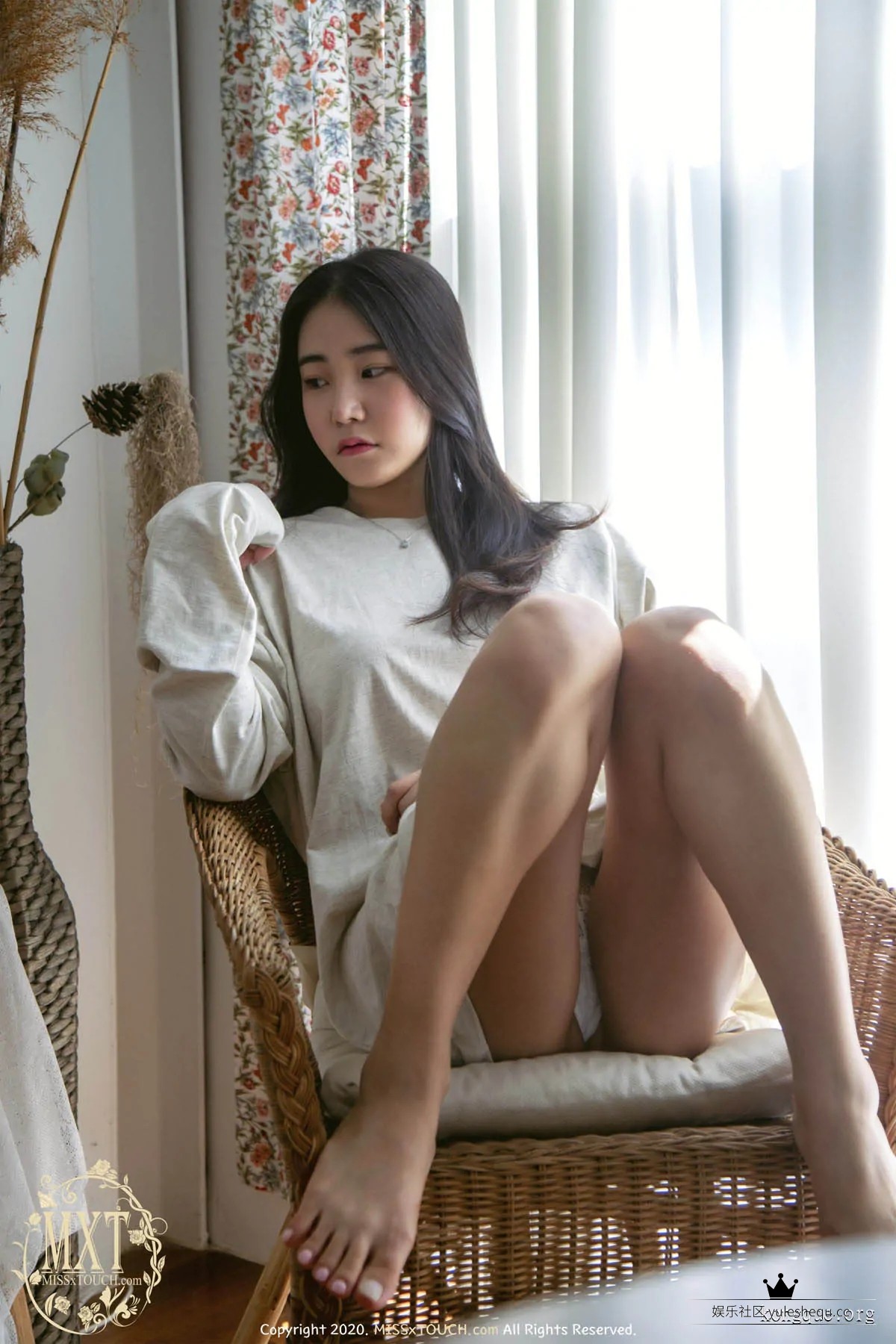 005.MISS_TOUCH_Miss_x_SUA_Vol.12__006.webp.jpg