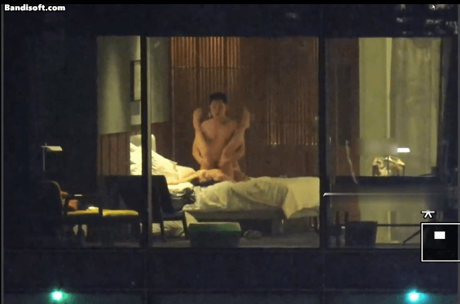 164024p9s5ifyy5j1qf995.gif