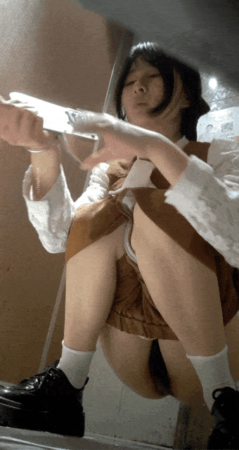 c86f9db53303801221e7897624ea226e.gif