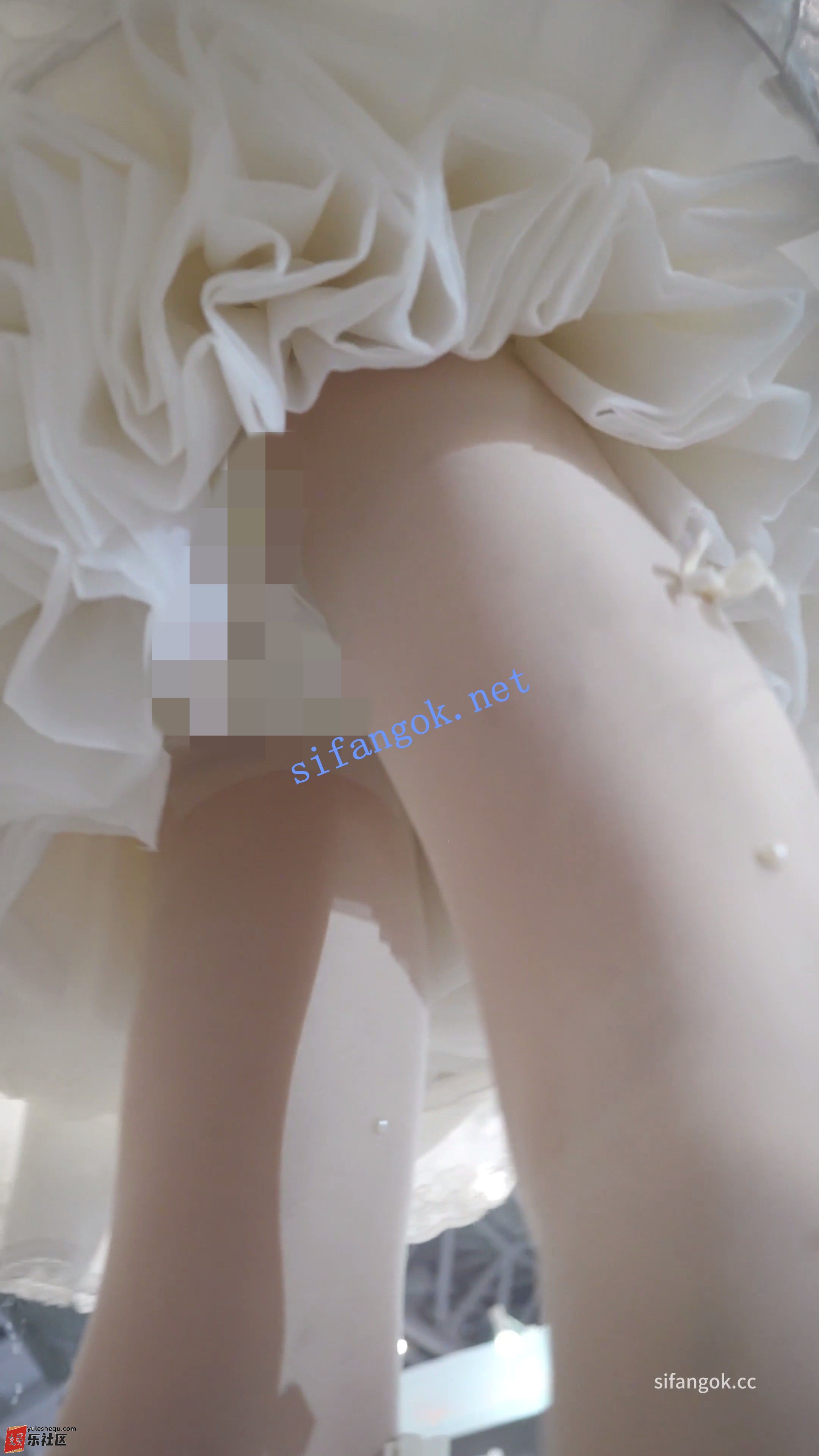 162855iglls5lfggflymag.jpg