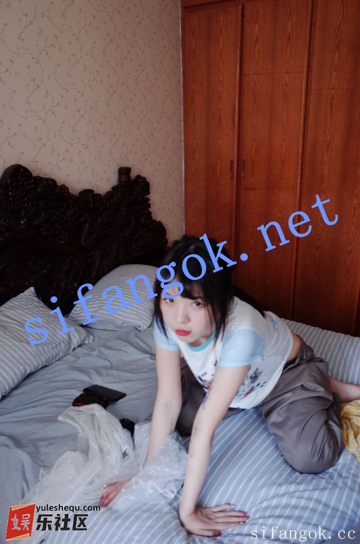 153210a54n7nkek7v42gj5.jpg