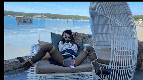 082058jfi2hdk6hr4z8k76.gif