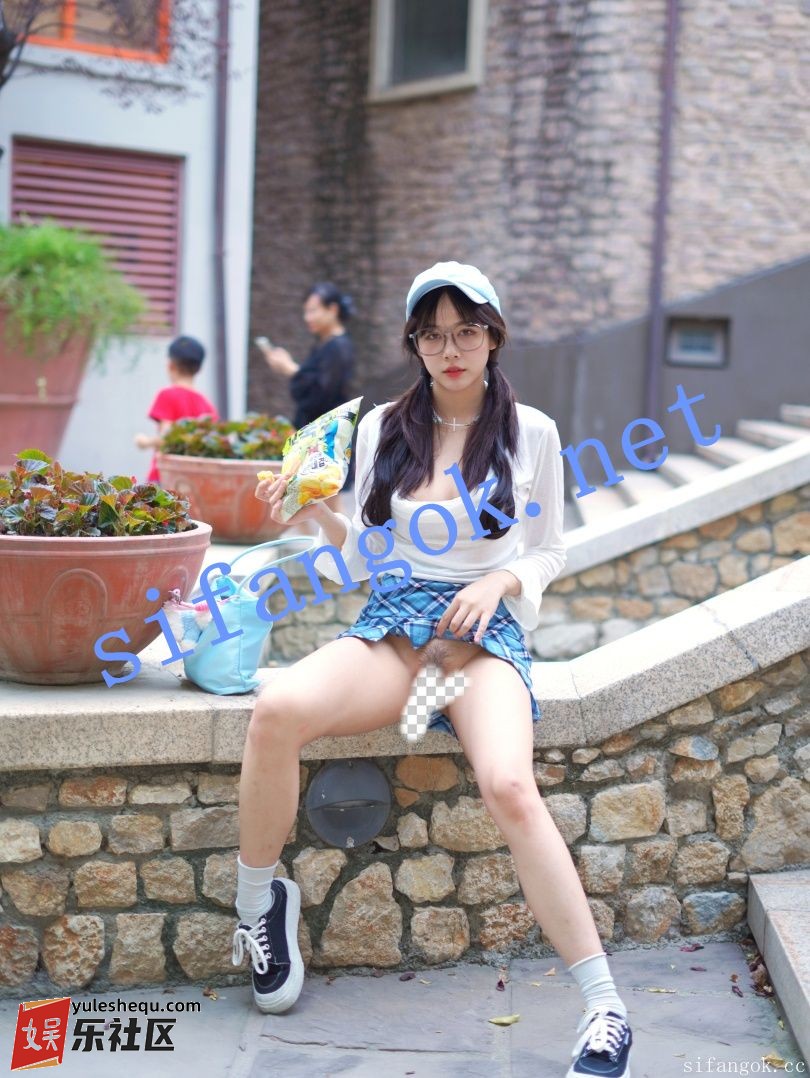 164133cg2l0wpkldf7bp33.jpg